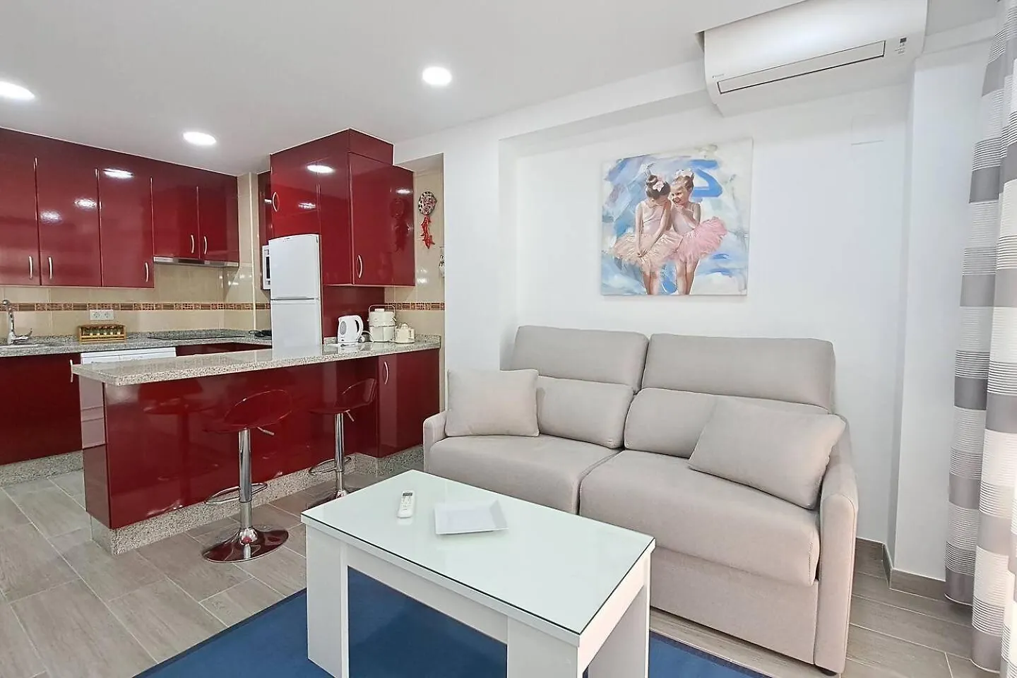 Apartamento Sunset Torre Del Mar Apartment